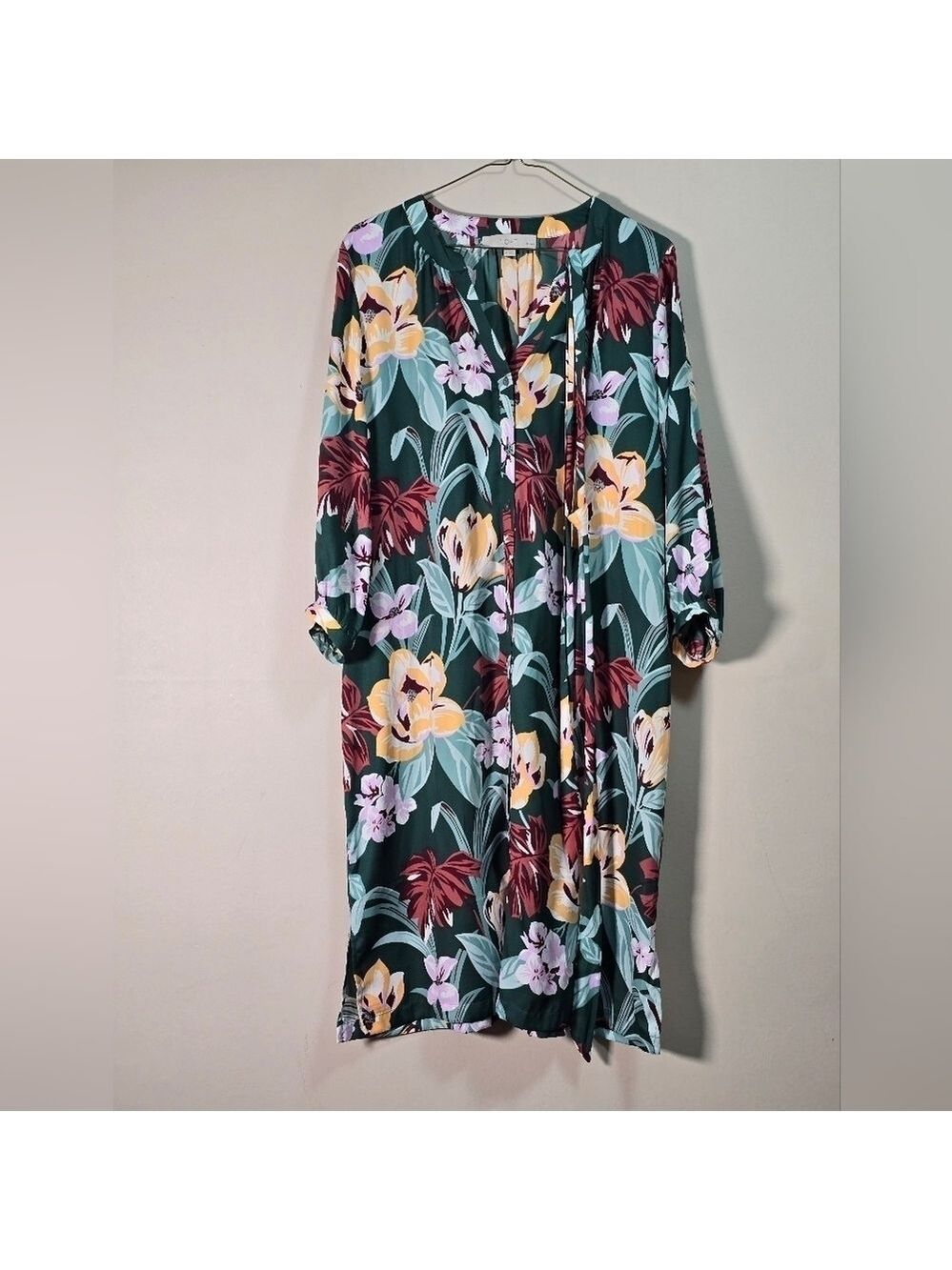 Loft button-down  belted vibrant tropical floral dress shirt size medium petites
